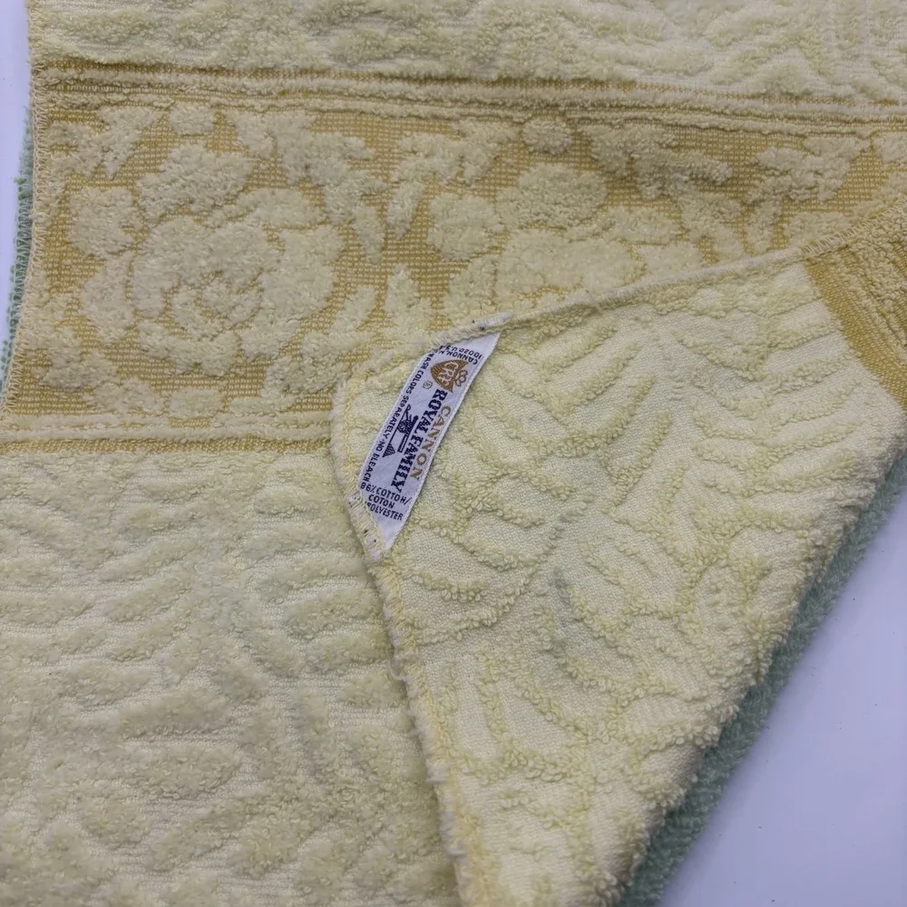 Vintage Cannon Wash Cloths Lot of 3- Royal Family, Monticello, Pink Yellow Blue